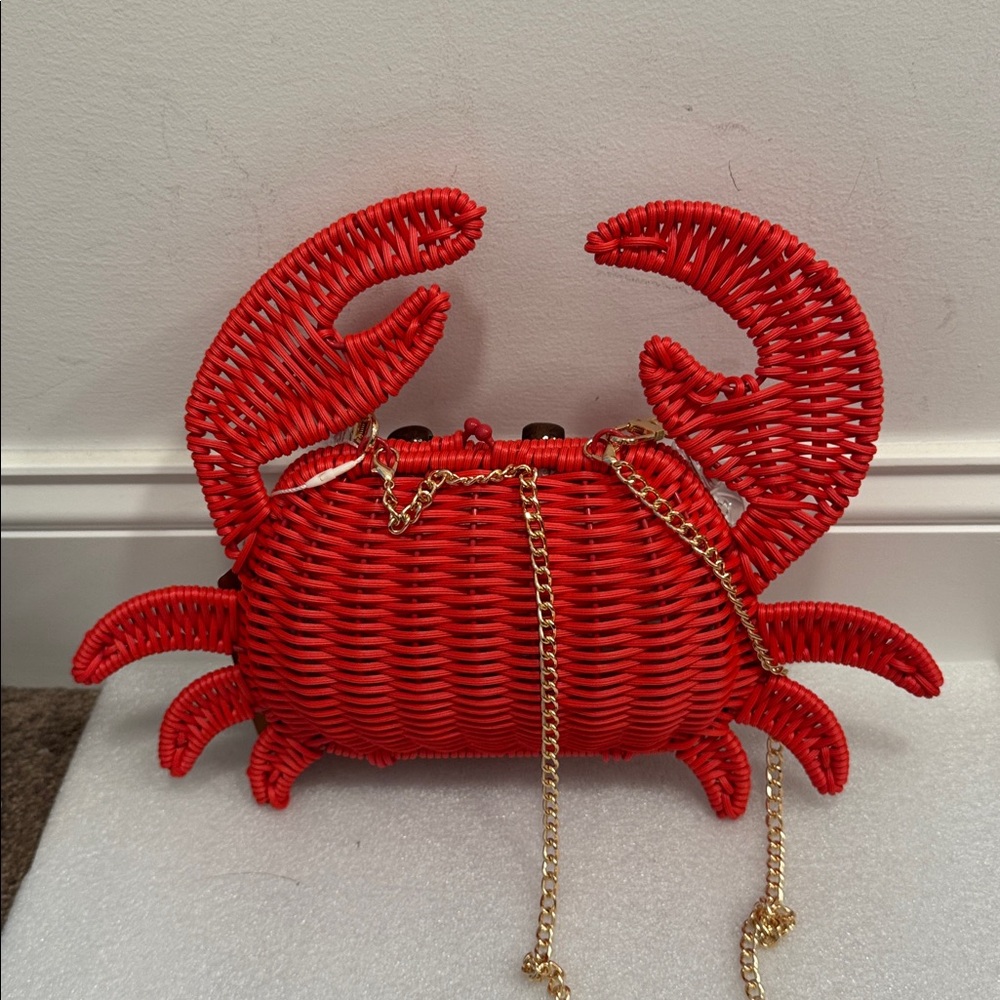 Tommy Bahama red wicker crab crossbody bag purse NWT - Picture 3 of 5